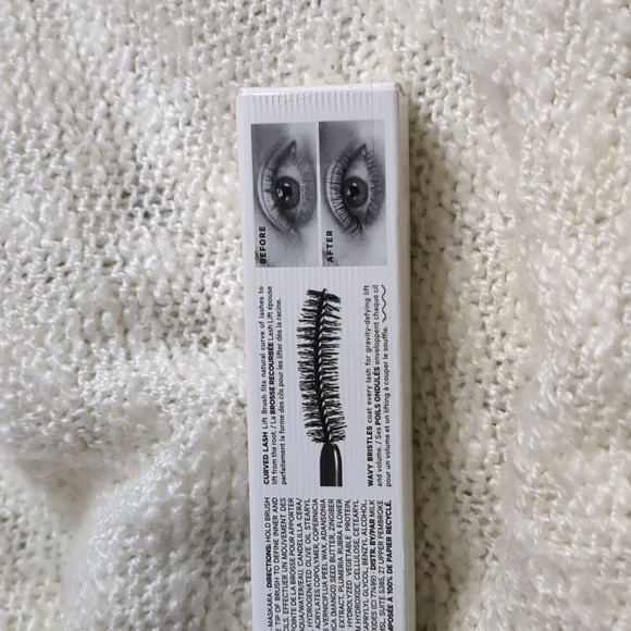 Mılk RISE Mascara in Elevate(Black), 8g/0.28oz - Picture 4 of 8